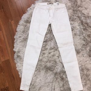 American Eagle White Skinny Jeans